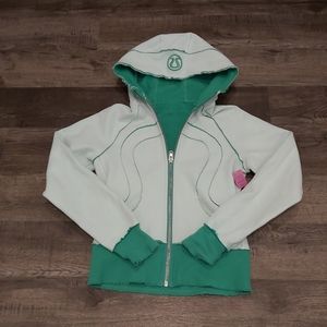 Lululemon Sweater (Size 6)